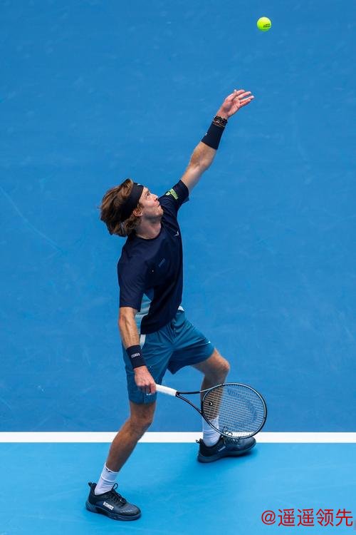中网男单第4日阿尔卡拉斯进8强 卢布列夫比赛取消