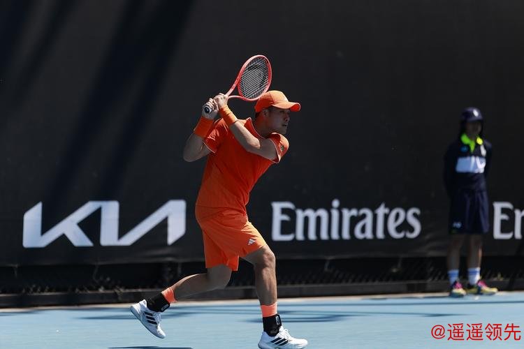 吴易昺鏖战五盘不敌斯皮齐里 止步澳网男单第二轮