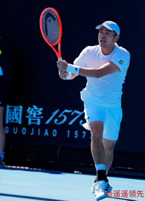 吴易昺鏖战五盘不敌斯皮齐里 止步澳网男单第二轮
